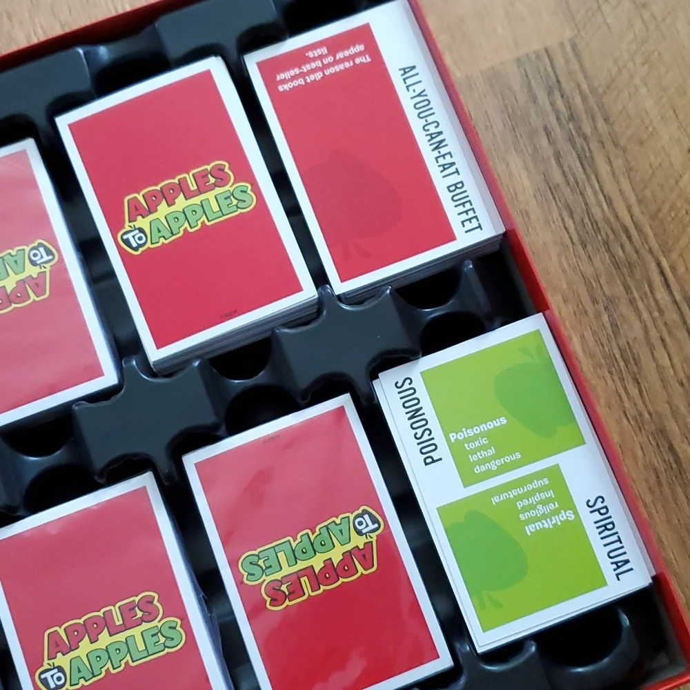 Mattel Apples to Apples game‎